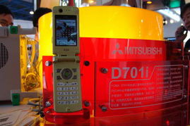 定格通信演進(jìn) 2005年中國國際通信展上的3G手機(jī)與攝影器材掠影